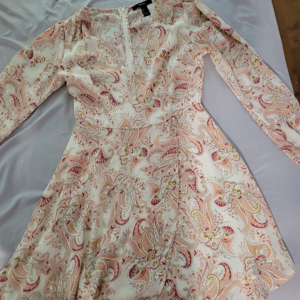 Elegant Paisley Print Dress